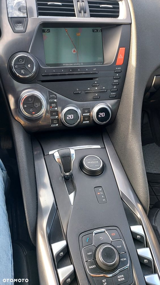 Citroën DS5 Hybrid4 EGS6 Chic - 17