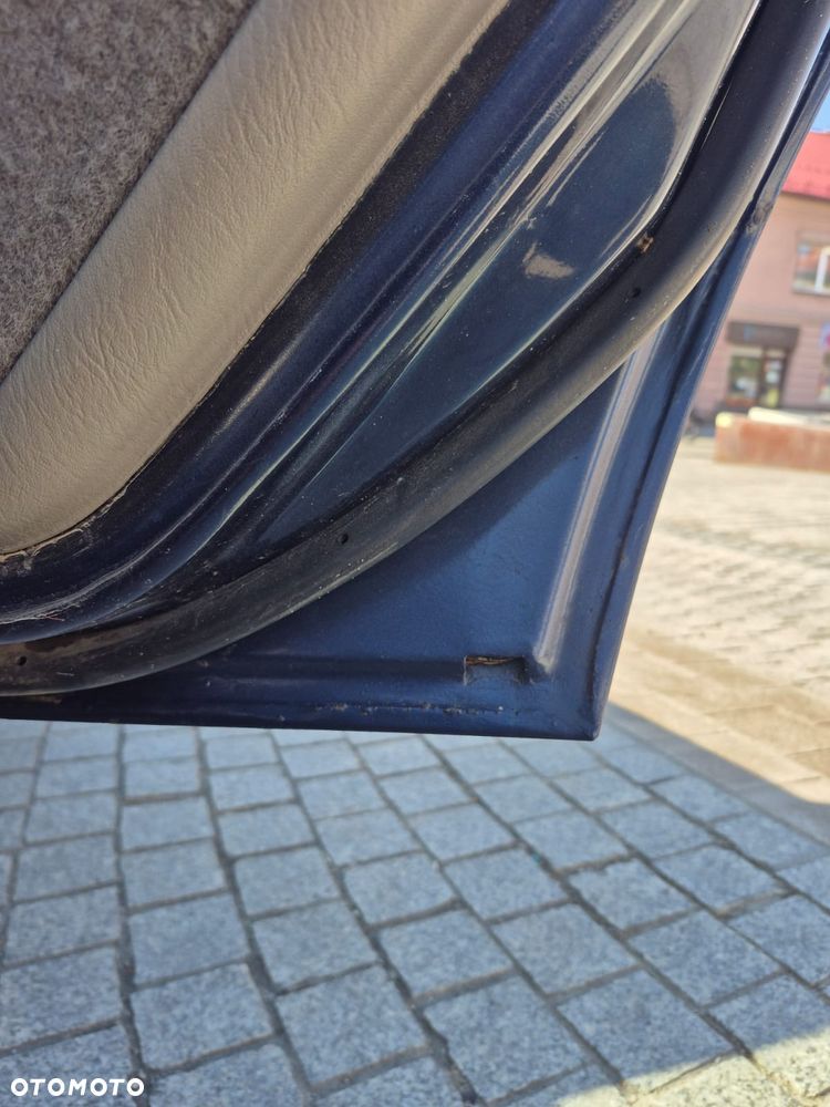 Jeep Grand Cherokee - 26