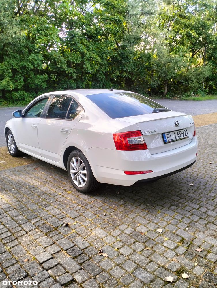 Skoda Octavia 1.6 TDI Greenline - 3