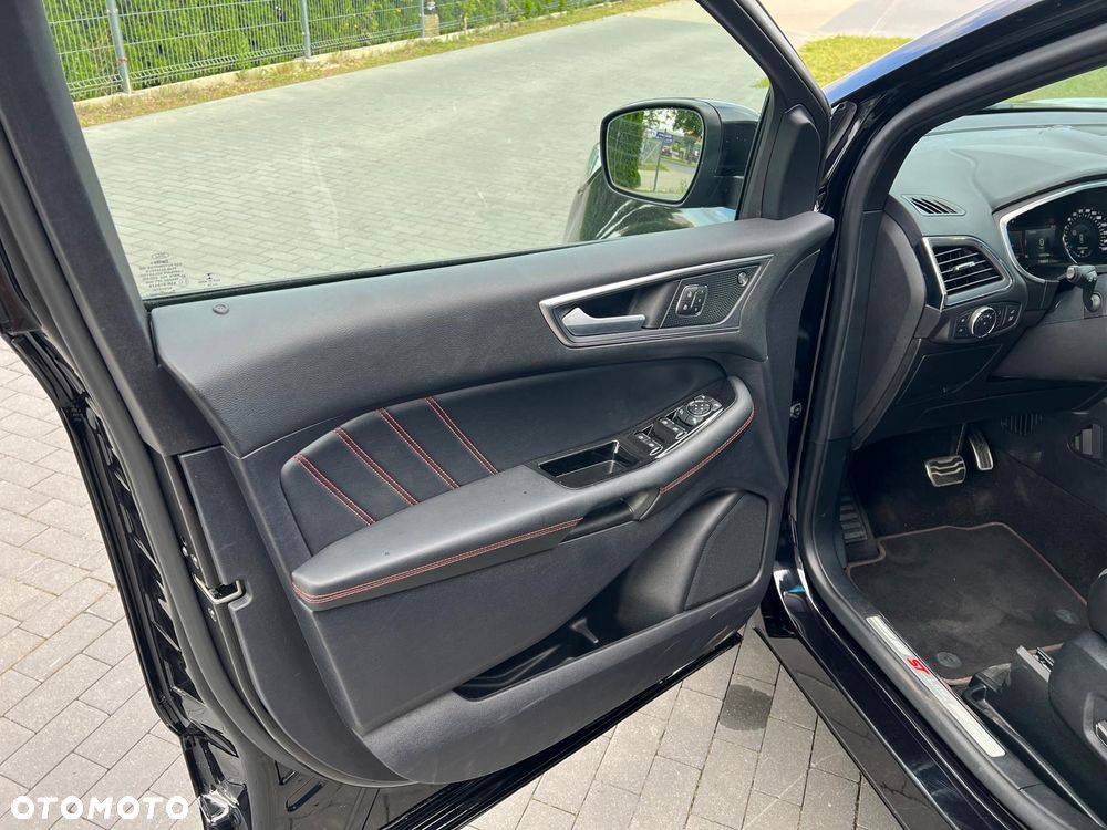 Ford Edge 2.0 EcoBlue Bi-Turbo 4x4 ST-LINE - 14