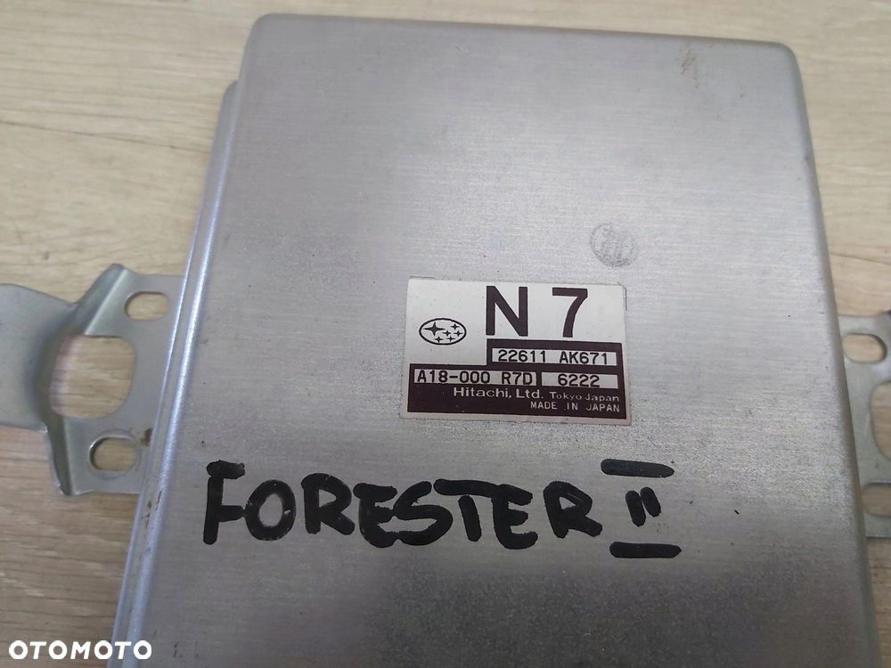 Subaru Forester II SG 2,0 komputer sterownik silnika 22611AK671 A18-000R7D - 2