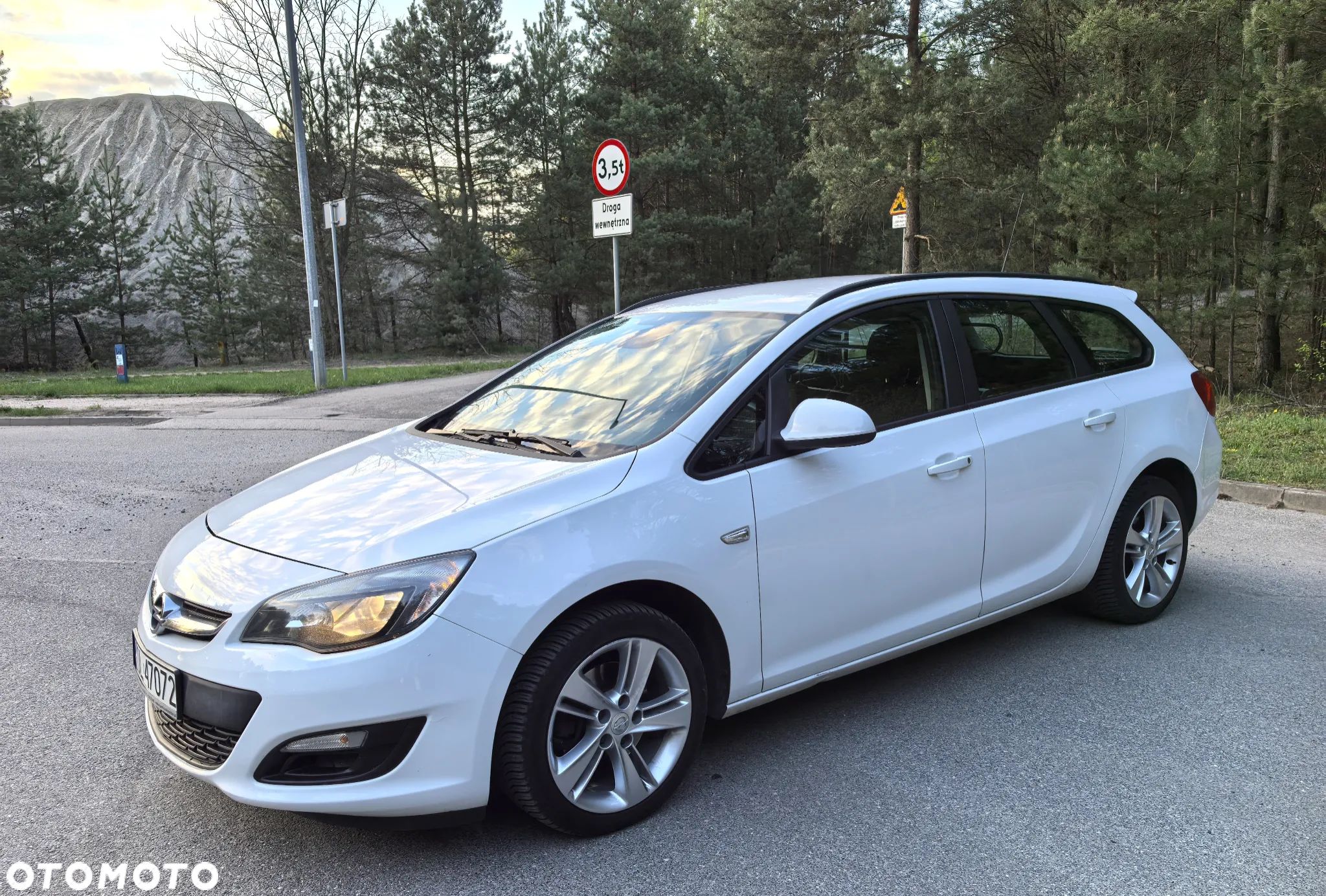 Opel Astra V 1.6 CDTI Enjoy - 1
