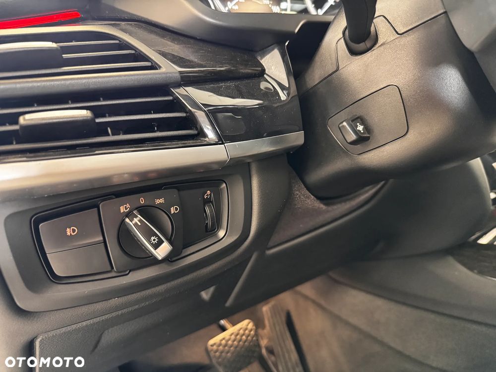 BMW X5 xDrive40e - 19