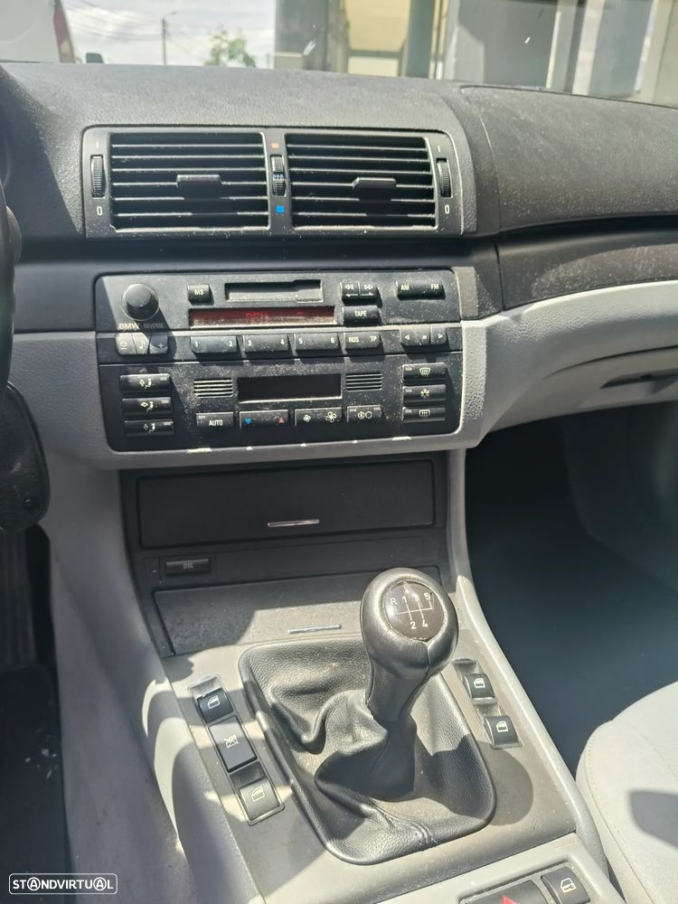 BMW 320 d Sport - 8