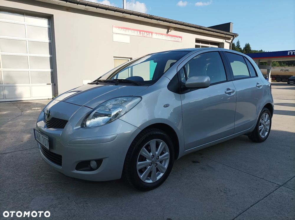 Toyota Yaris 1.33 VVT-i Executive - 4
