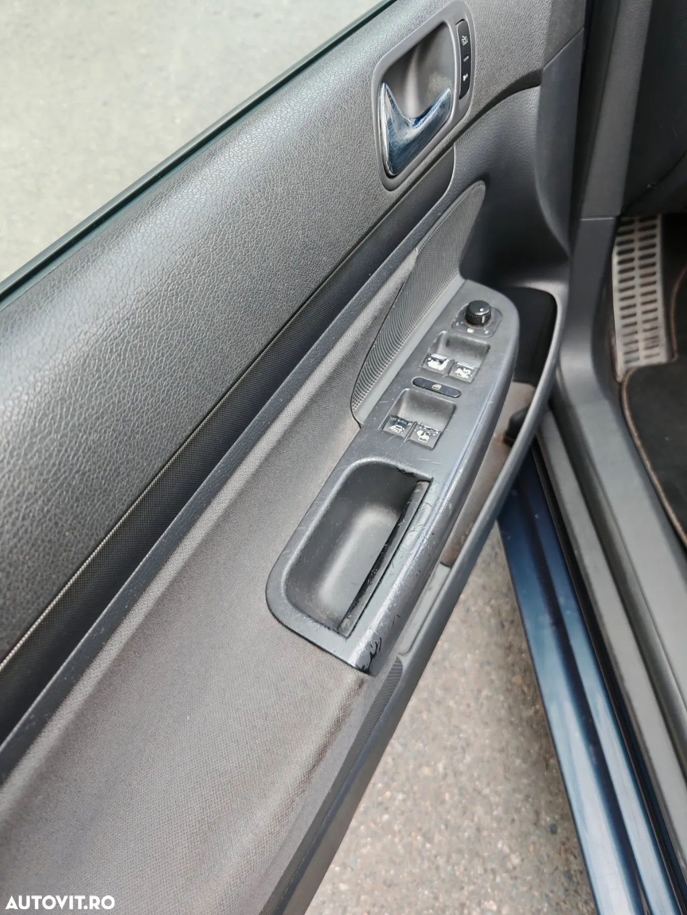 Volkswagen Golf 1.9 TDI Comfortline - 14
