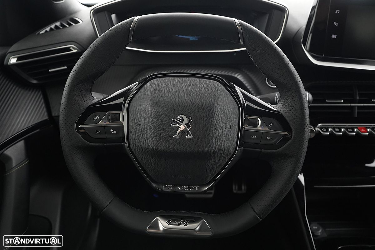 Peugeot e-2008 50 kWh GT - 16