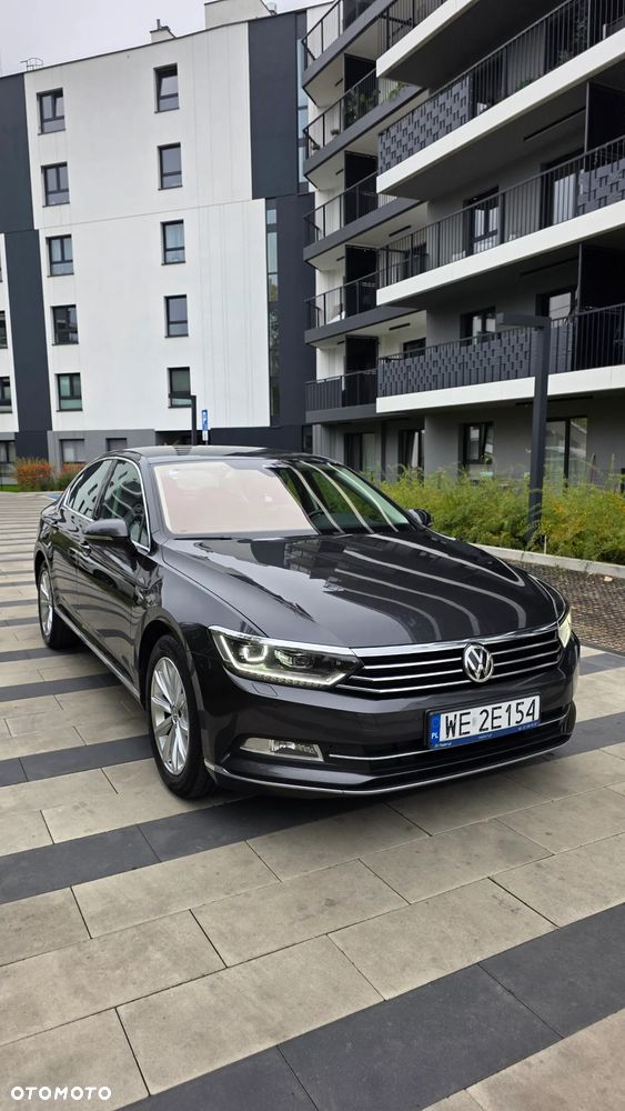 Volkswagen Passat - 22