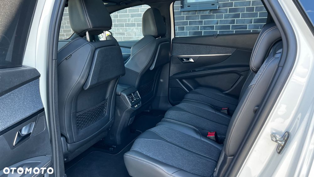 Peugeot 5008 1.6 PureTech GT Line S&S EAT8 - 39