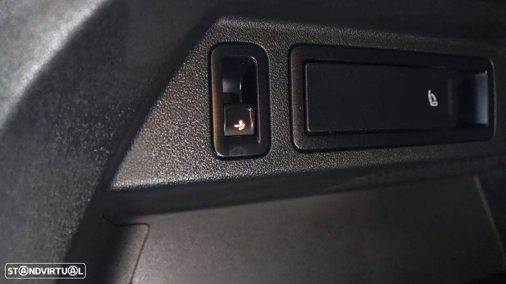 VW Tiguan 2.0 TDI Highline DSG 4Motion - 29
