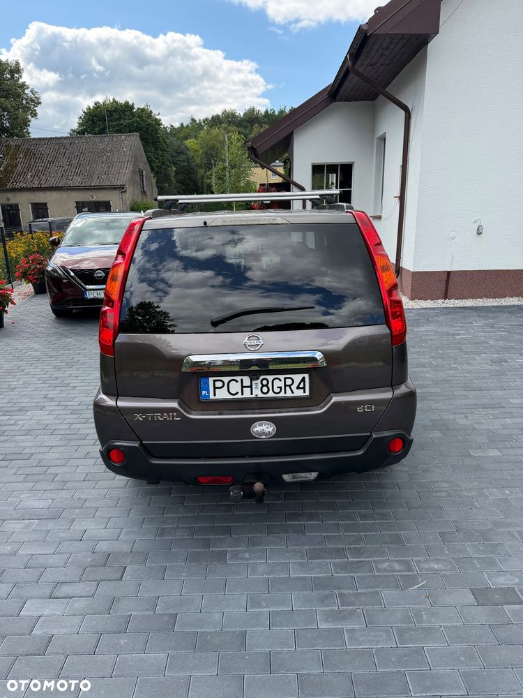 Nissan X-Trail 2.0 dCi LE - 4