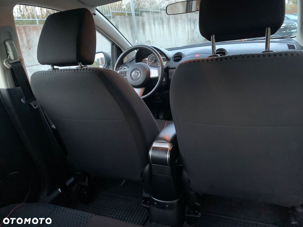Mazda 2 1.3 Exclusive - 11