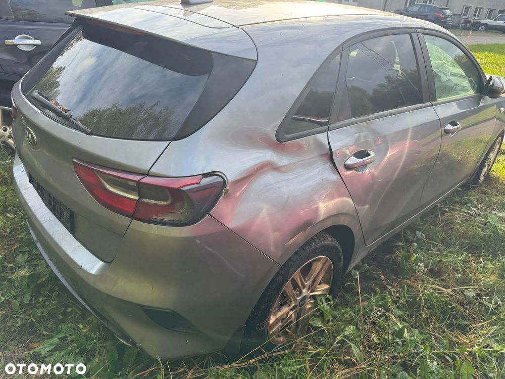 Kia Ceed 1.5 T-GDI DCT7 OPF JBL Sound Edition - 3