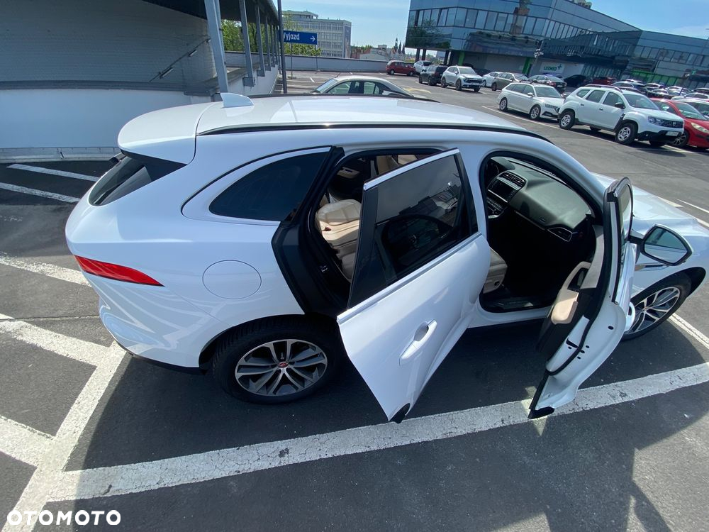 Jaguar F-Pace 2.0 i4D AWD Prestige - 2