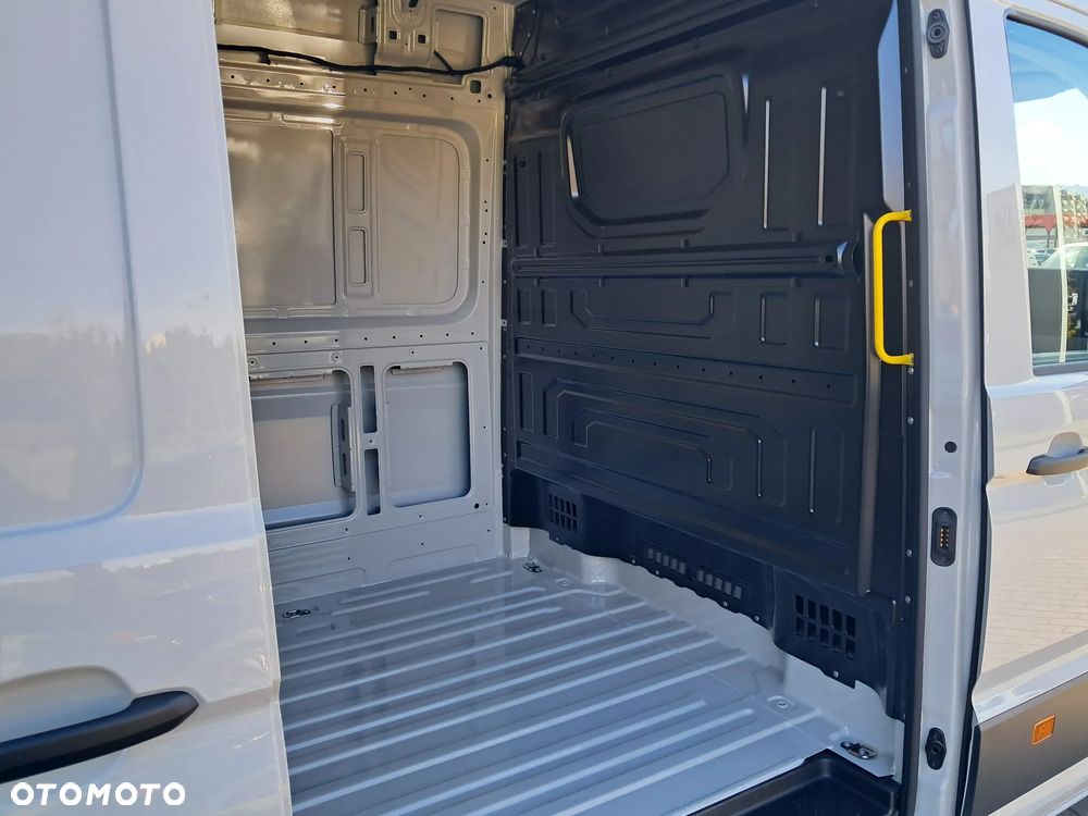 Volkswagen Crafter - 25