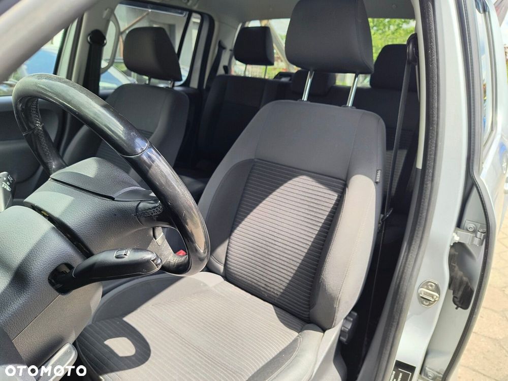 Volkswagen Amarok - 20