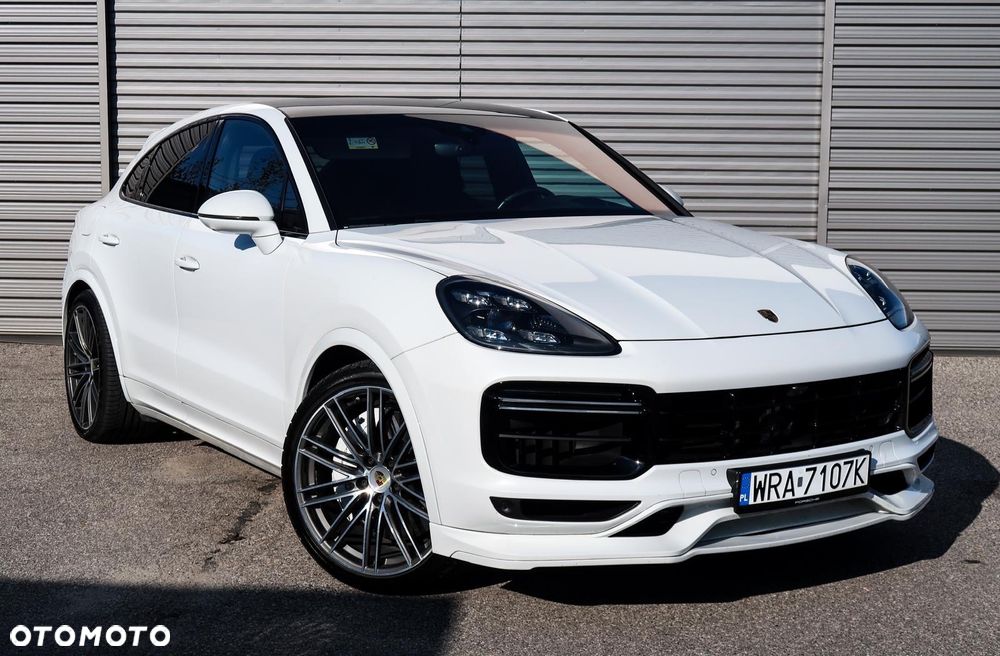 Porsche Cayenne Coupe Turbo - 4