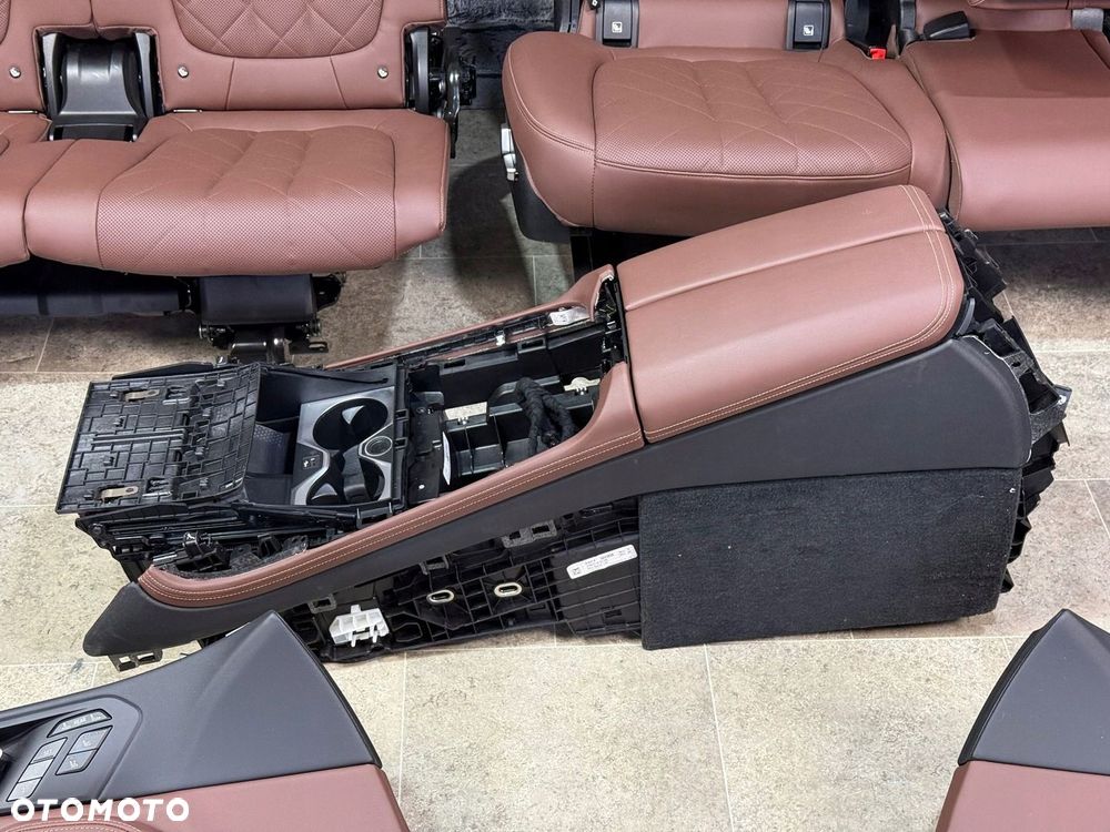 BMW X7 G07 LCI WNĘTRZE FOTELE KANAPA 3 RZĘDY BOCZKI CARBON MASAŻ WENTYLACJA - 12
