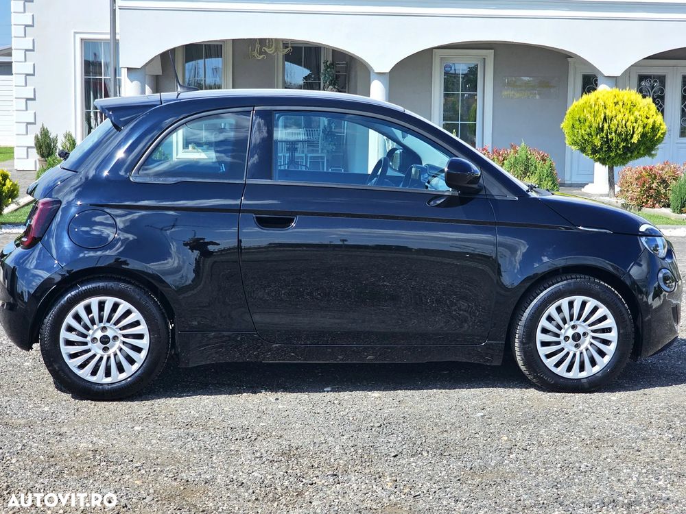 Fiat 500E Action - 12