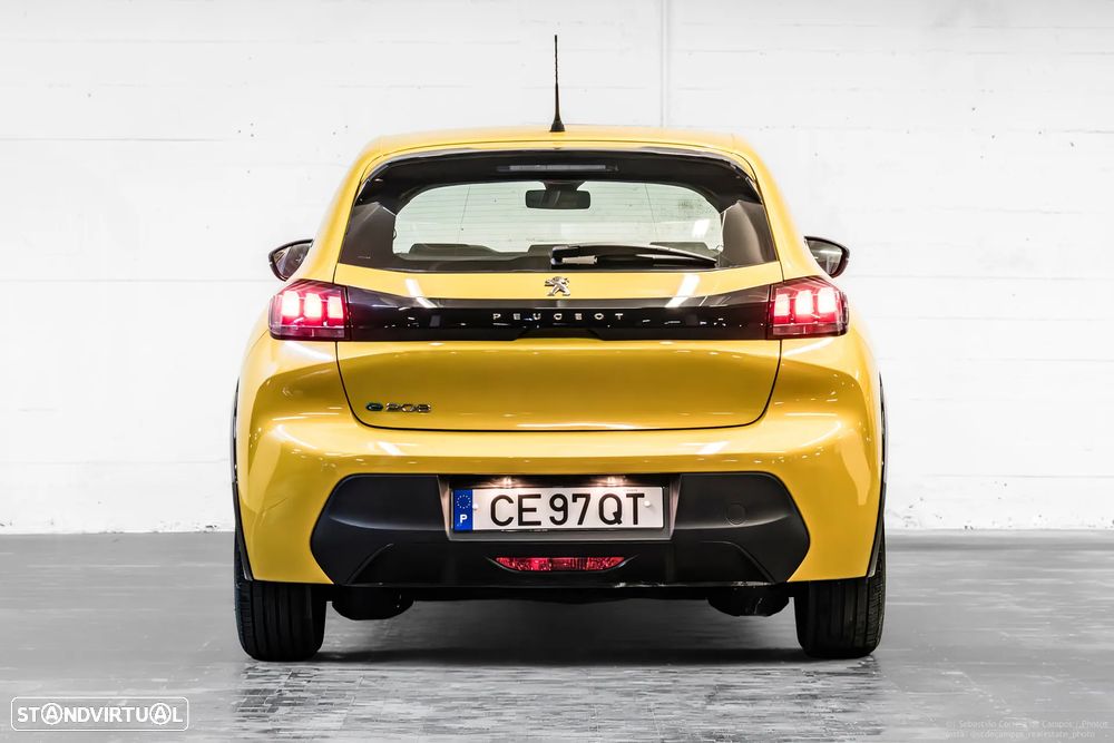 Peugeot e-208 Active - 6