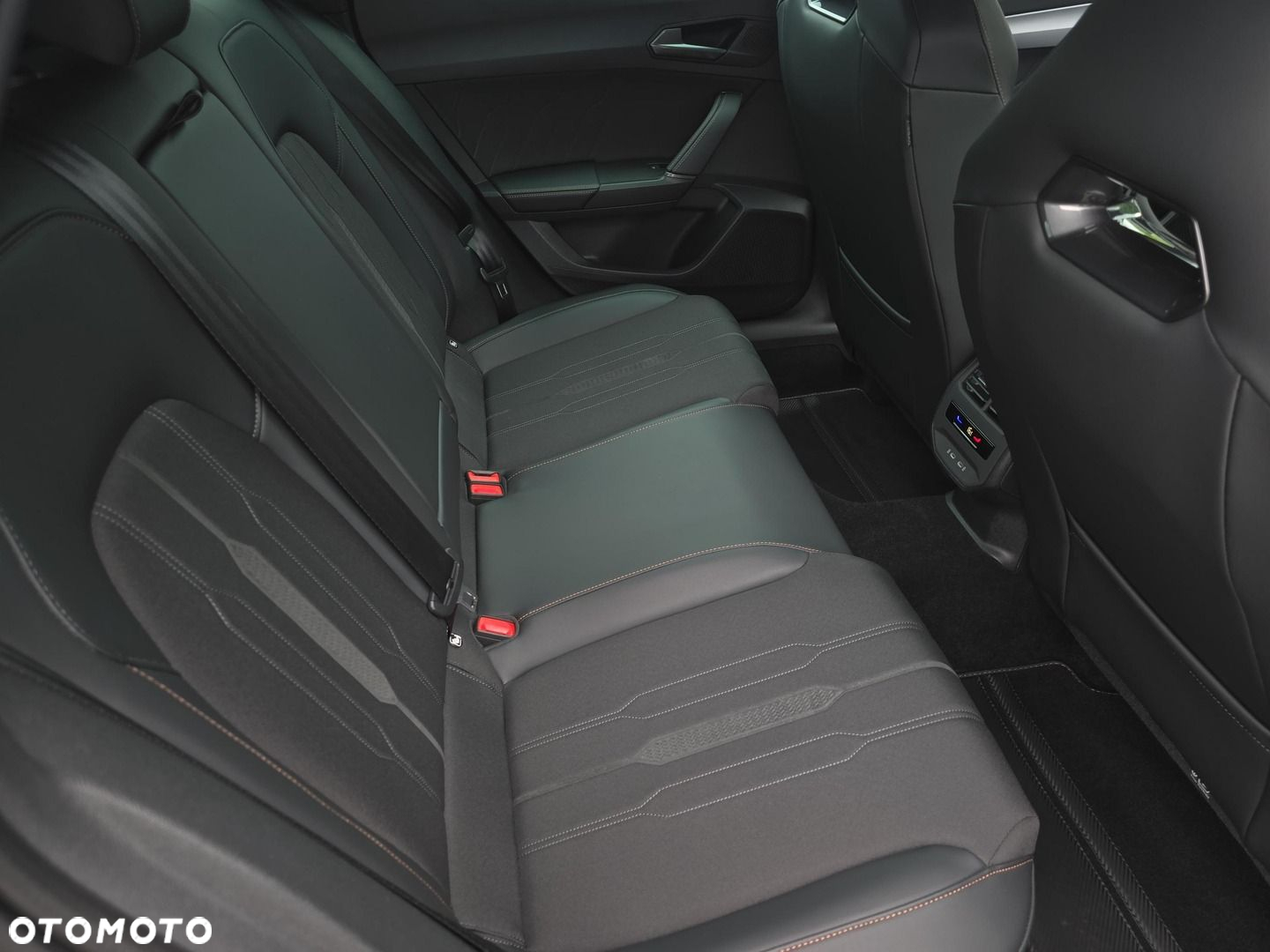 Cupra Formentor 1.5 TSI DSG - 10