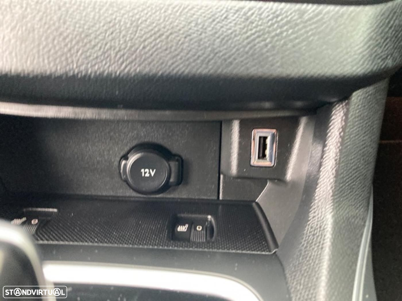 Peugeot 308 SW 1.5 BlueHDi Allure EAT8 - 26
