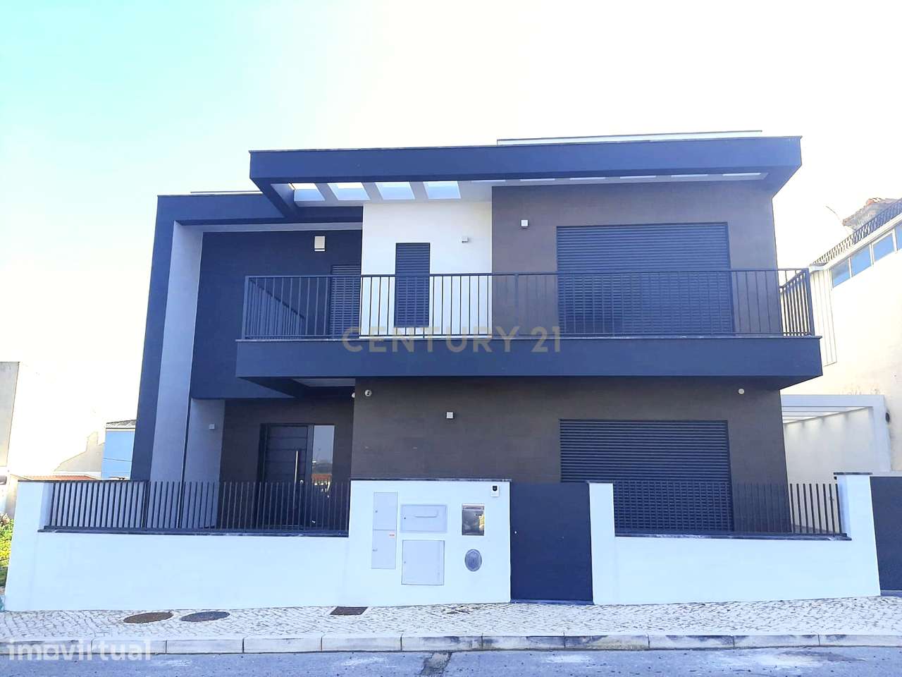 NOVA - Moradia T3+1 em Portela da Azóia, Santa Iria de Azóia - Grande imagem: 2/31