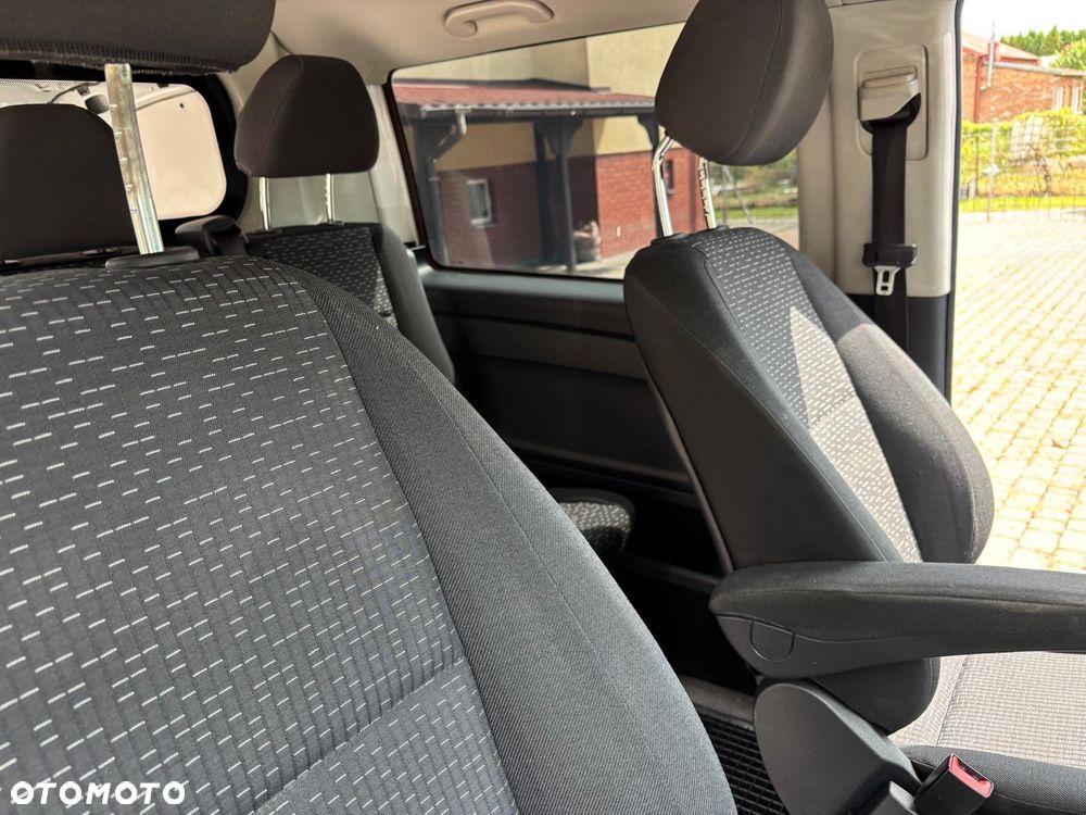 Mercedes-Benz Vito - 10