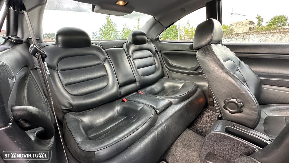 Peugeot 406 Coupé 3.0 V6 - 28