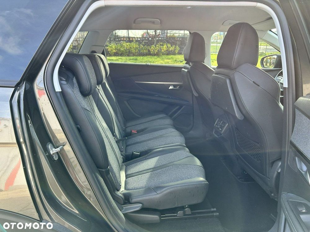 Peugeot 5008 - 14