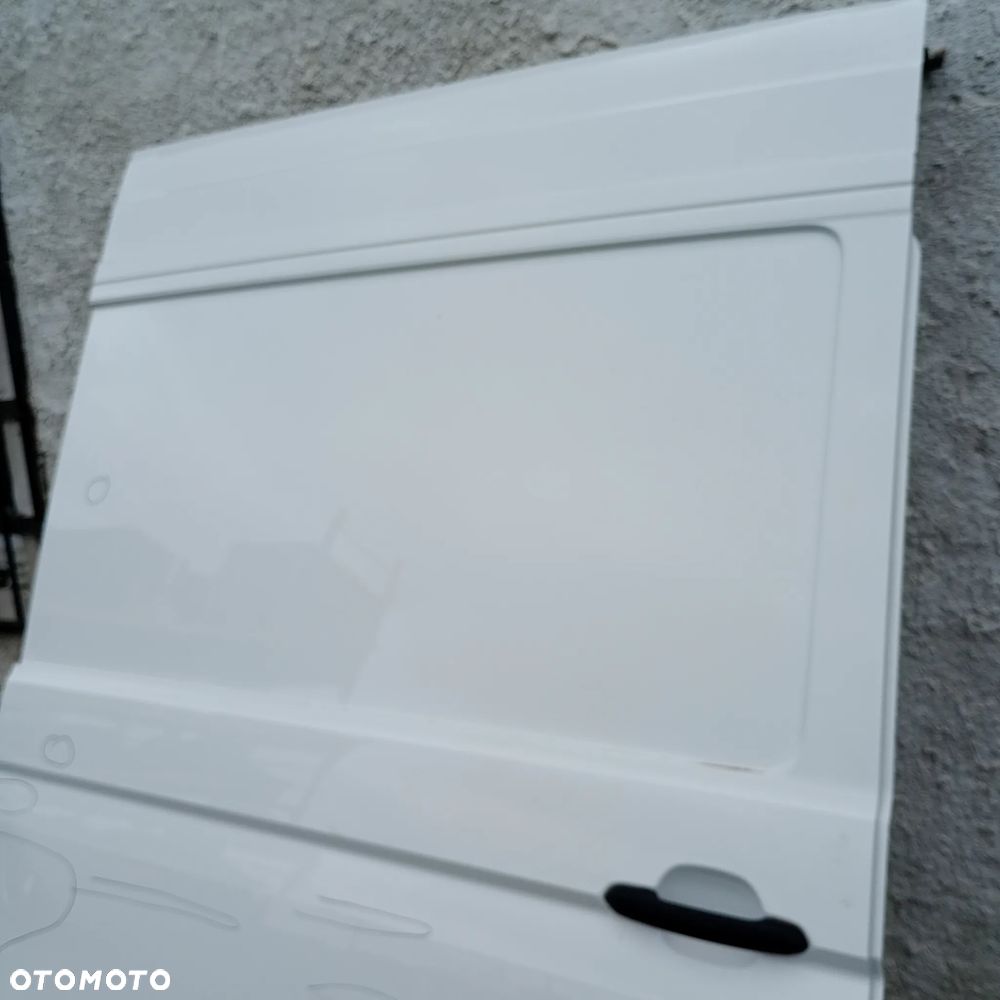 Drzwi przesuwne prawe Crafter II - 9