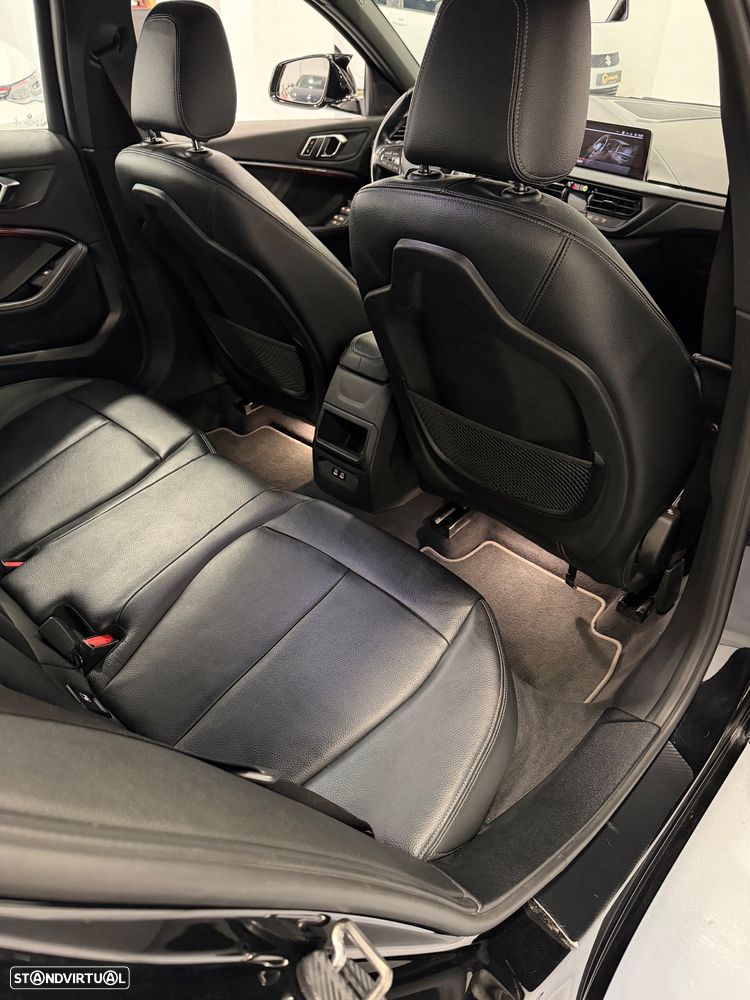 BMW 116 d Line Luxury Auto - 24