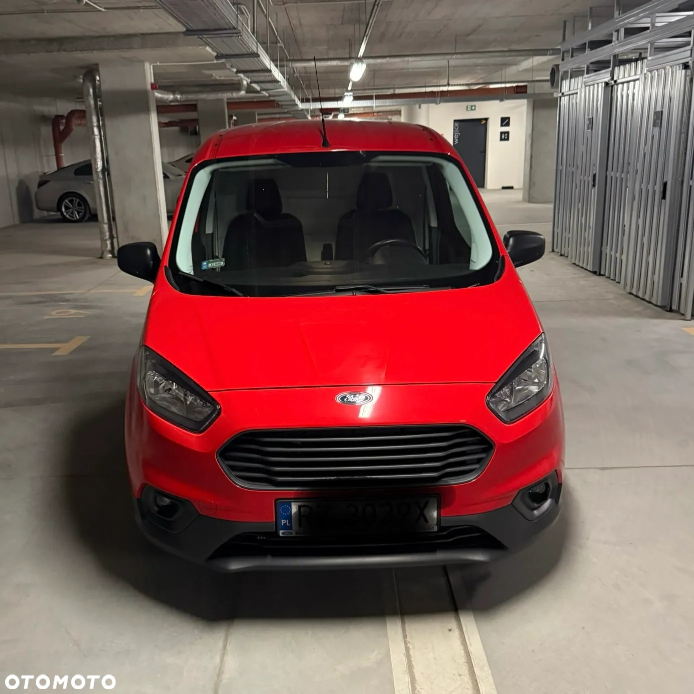 Ford Transit courier - 4