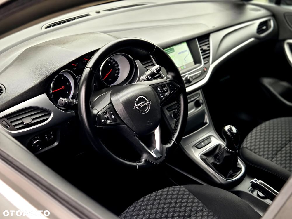 Opel Astra 1.6 CDTI Elite S&S - 29