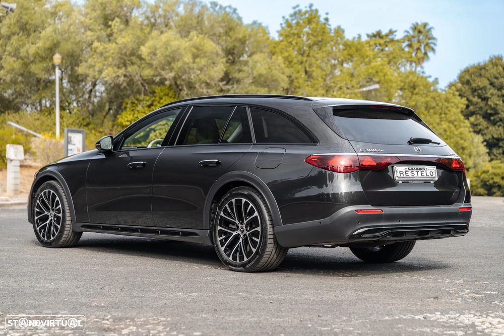 Mercedes-Benz E 300 de 4Matic All-Terrain - 4