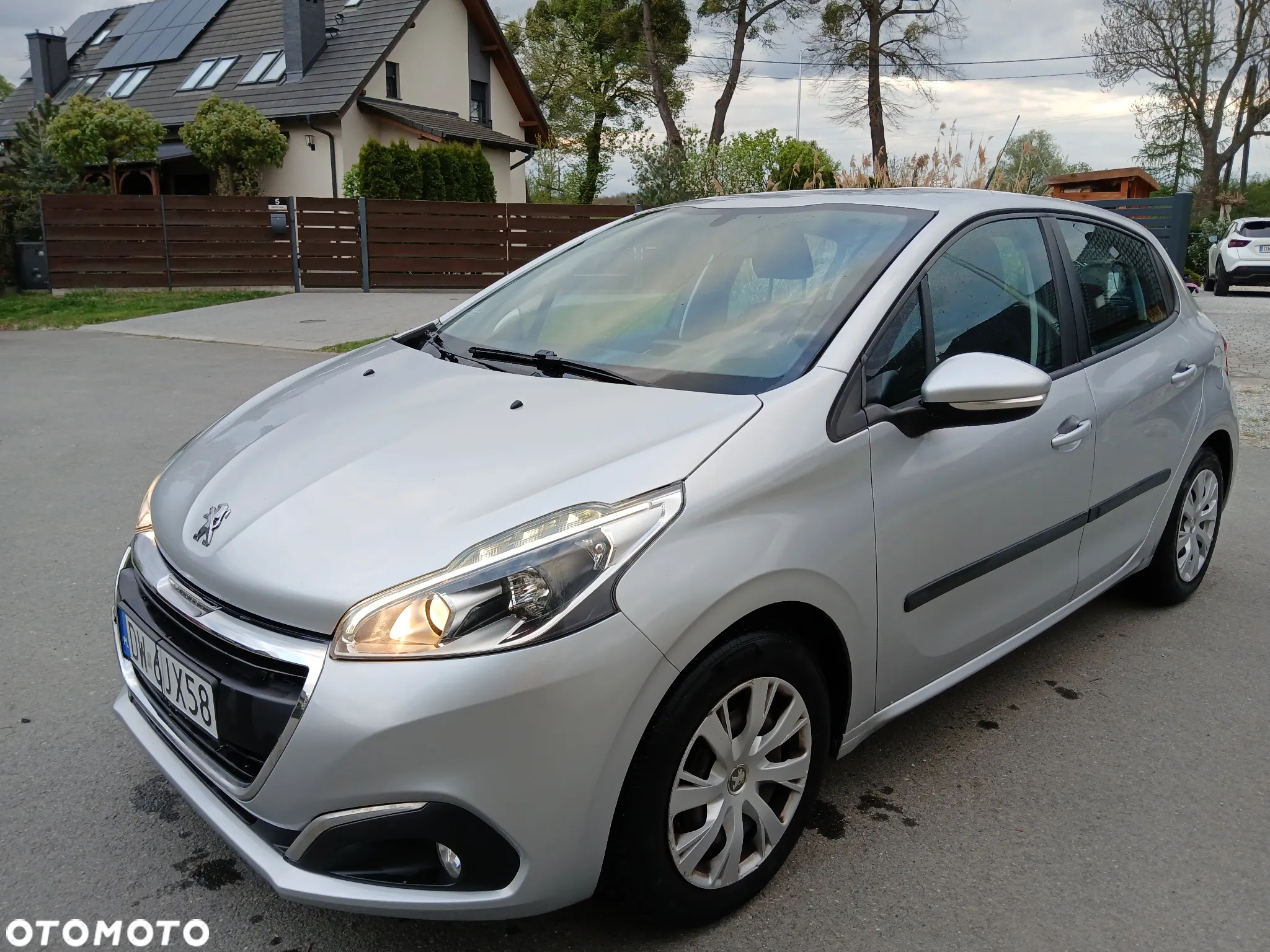 Peugeot 208 1.2 PureTech Active - 3