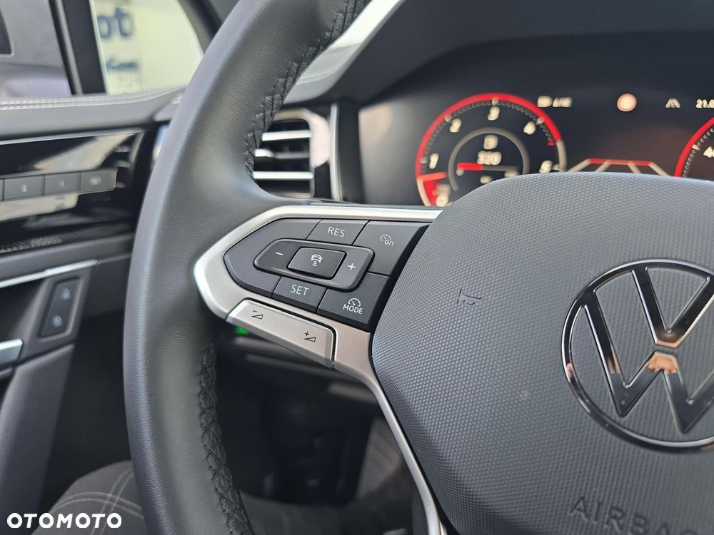 Volkswagen Touareg - 30