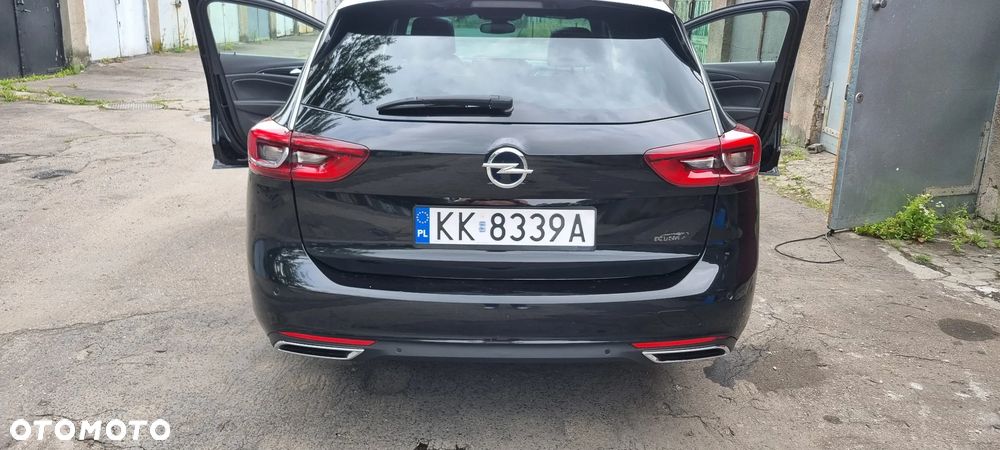 Opel Insignia 2.0 BiTrb D 4x4 Automatik Exclusive - 2