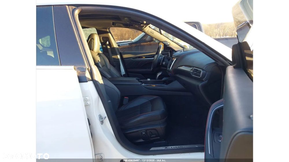 Maserati Levante - 9