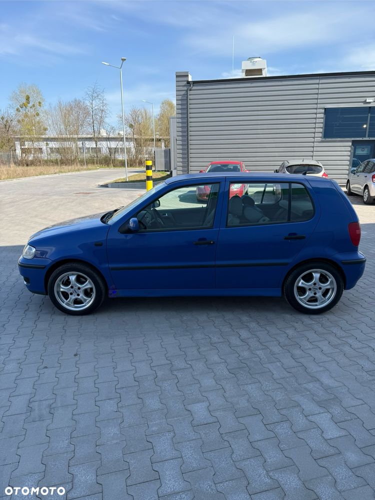 Volkswagen Polo 1.4 16V Trendline - 9