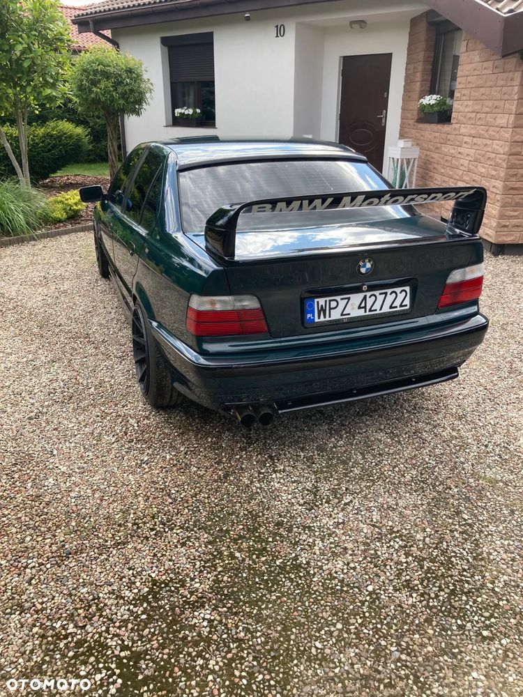 BMW Seria 3 328i - 5