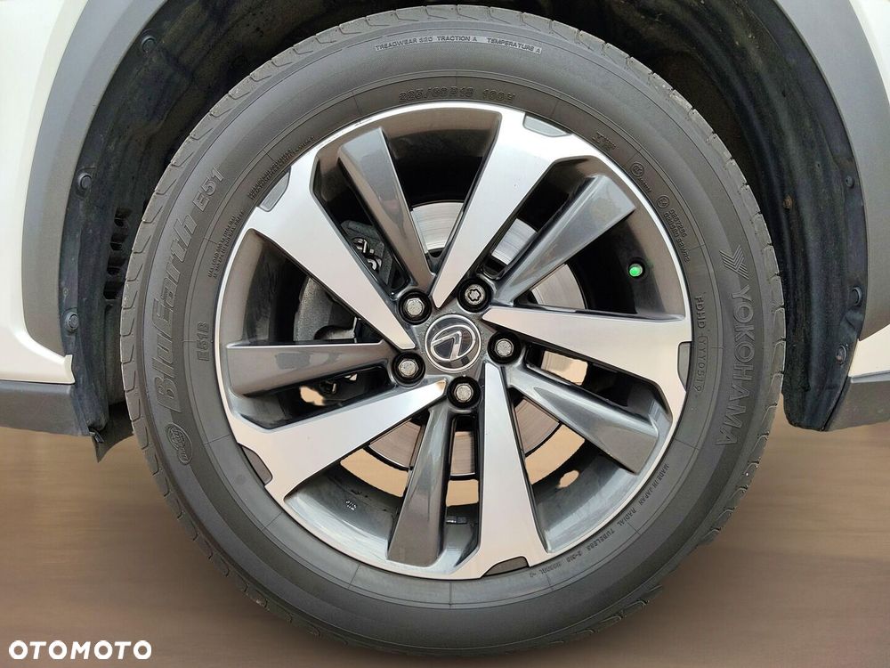 Lexus NX 300 Omotenashi AWD - 38