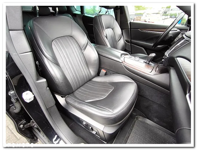 Maserati Levante Q4 Executive - 25
