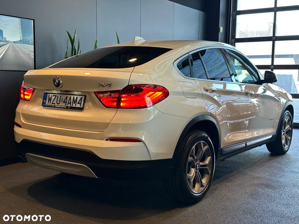BMW X4 xDrive20i xLine - 6