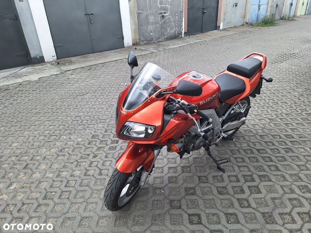 Suzuki SV - 1