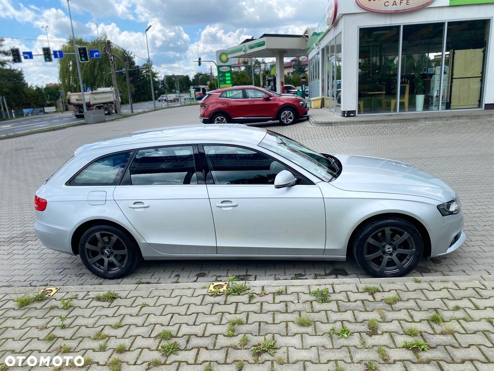 Audi A4 Avant - 4