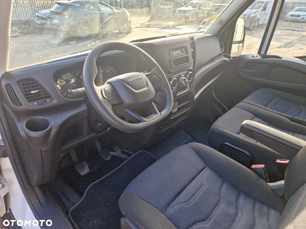 Iveco DAILY 35S14 - 14