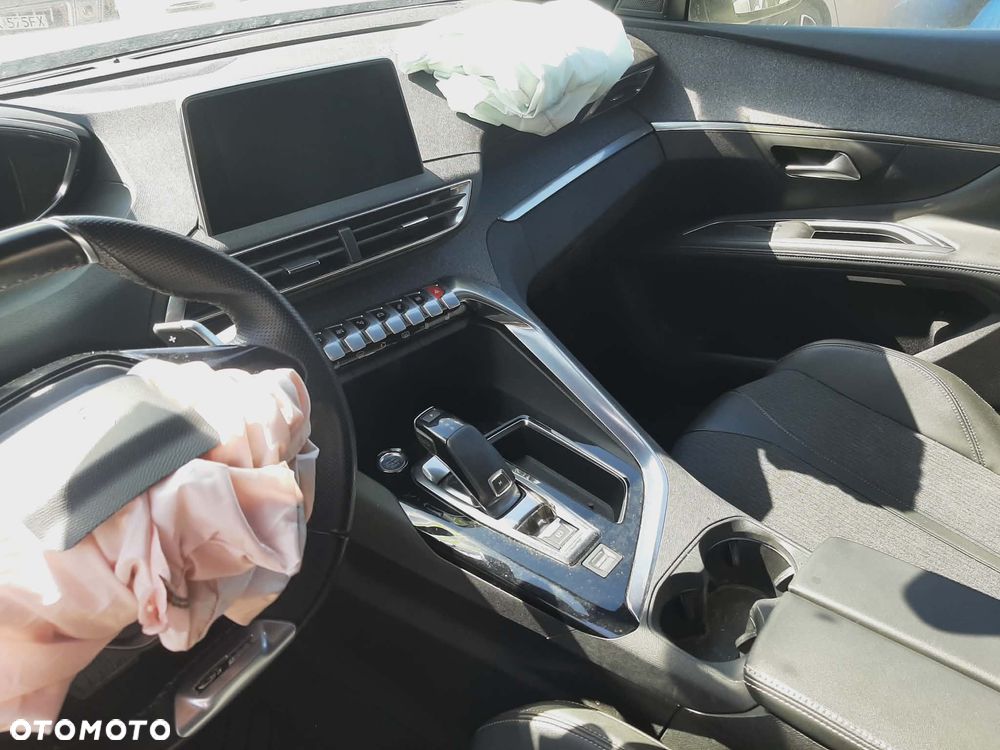 Peugeot 5008 BlueHDi 130 EAT8 Active - 11