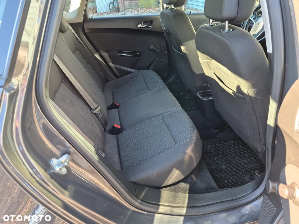 Opel Astra 1.4 T Cosmo - 18