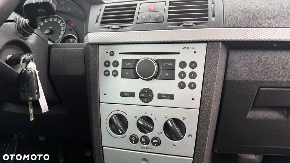 Opel Meriva - 21